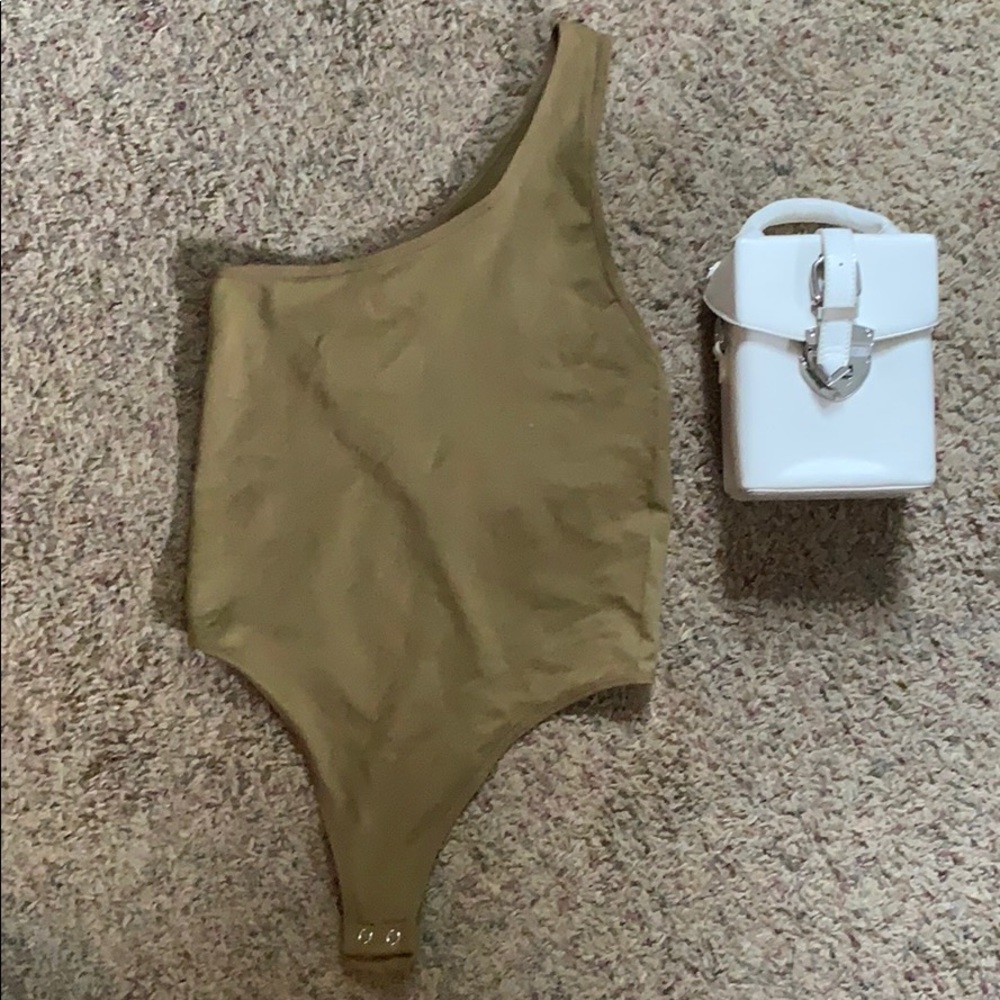 New Bodysuit & Bag Baddie Set